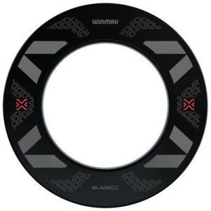 Winmau Blade X Black Red Surround 
