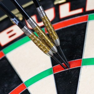 Bull's Vintago Bomb CP 90% Dartpijlen